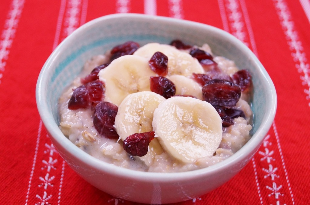 Banana Cranberry Oatmeal - Easy Healthy Breakfast Idea