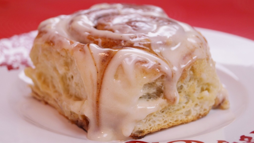 Cinnamon Rolls Recipe Dishin With Di Cooking Show Recipes Cooking Videos